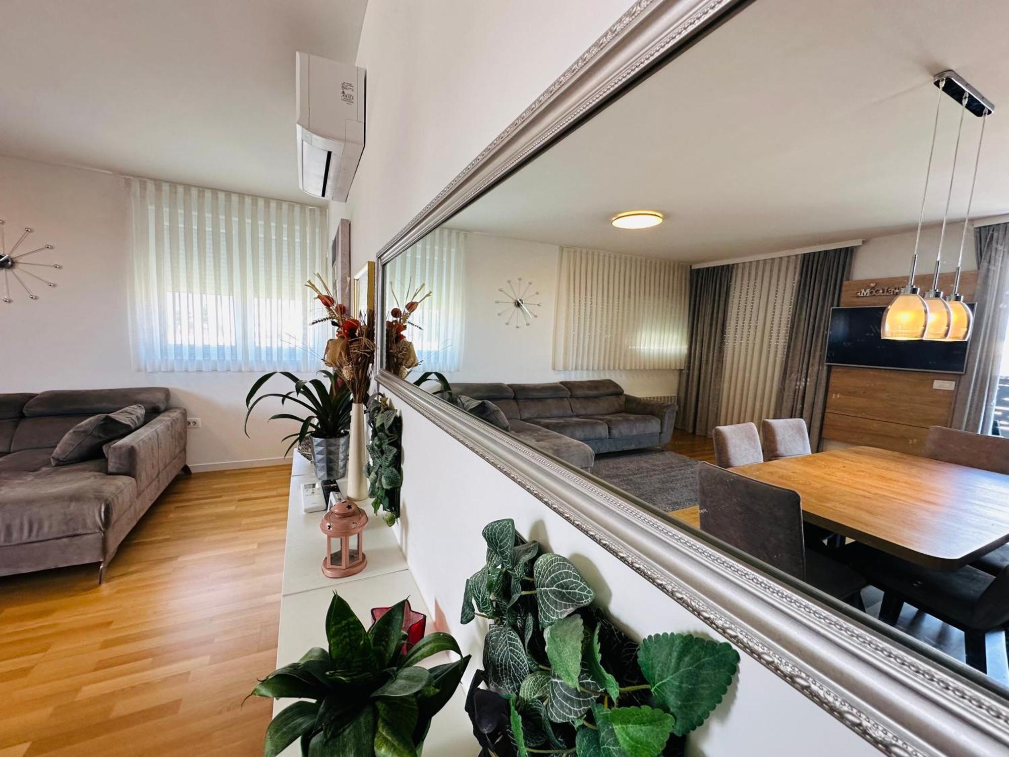 Apartment King With Private Parking Задар Экстерьер фото